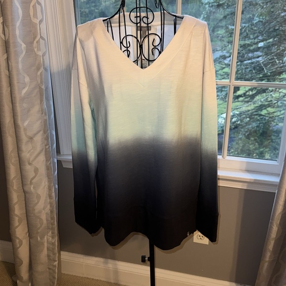 T by Talbots slub French terry pleated back pullover - Picture 6 of 7